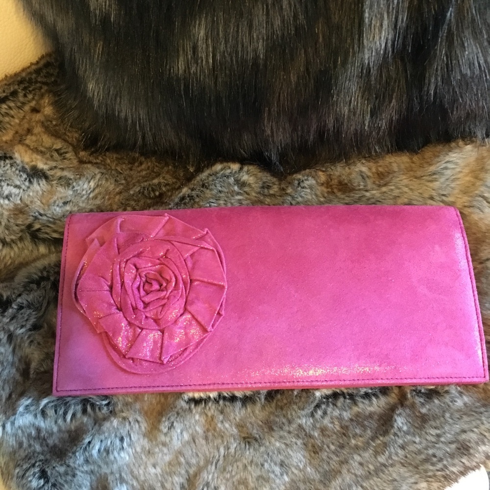 Betsy Johnson Luminus Fucsia Clutch - Picture 4 of 6